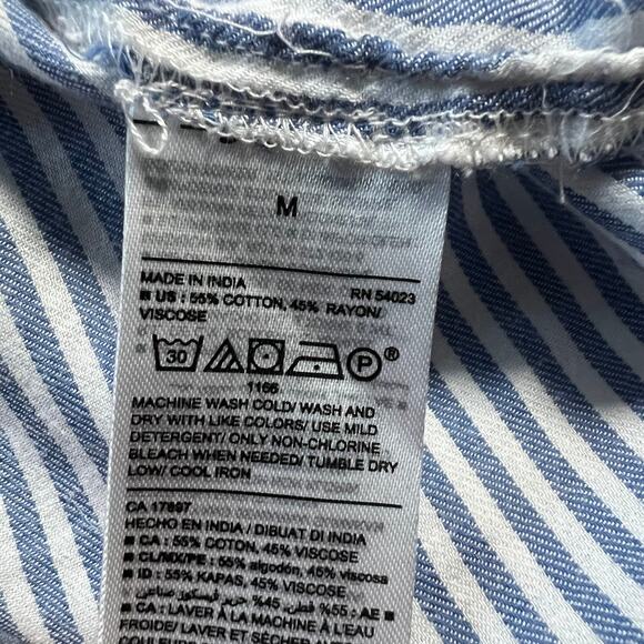 Old Navy Stripe Shirred Tunic Button Up Blouse Size Medium Nautical Coastal - Picture 6 of 7